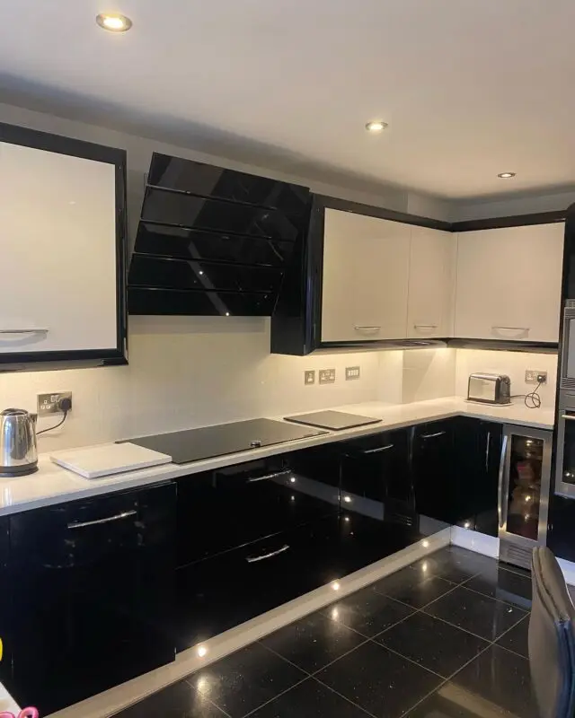 Kitchen under cupboard and plinth lighting upgrade. 

LEDs brightening this lovely kitchen up.

#led #kitchen #lighting #electrician #job #upgrade @saxbylighting