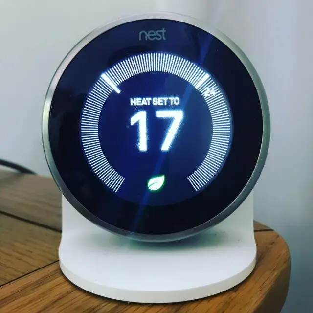 Nest Thermostat.
Love the quality and feel of these. 
#electrician #heat #temperature #hot #nest #job #work #daily #trade #simple 
@nest_professional